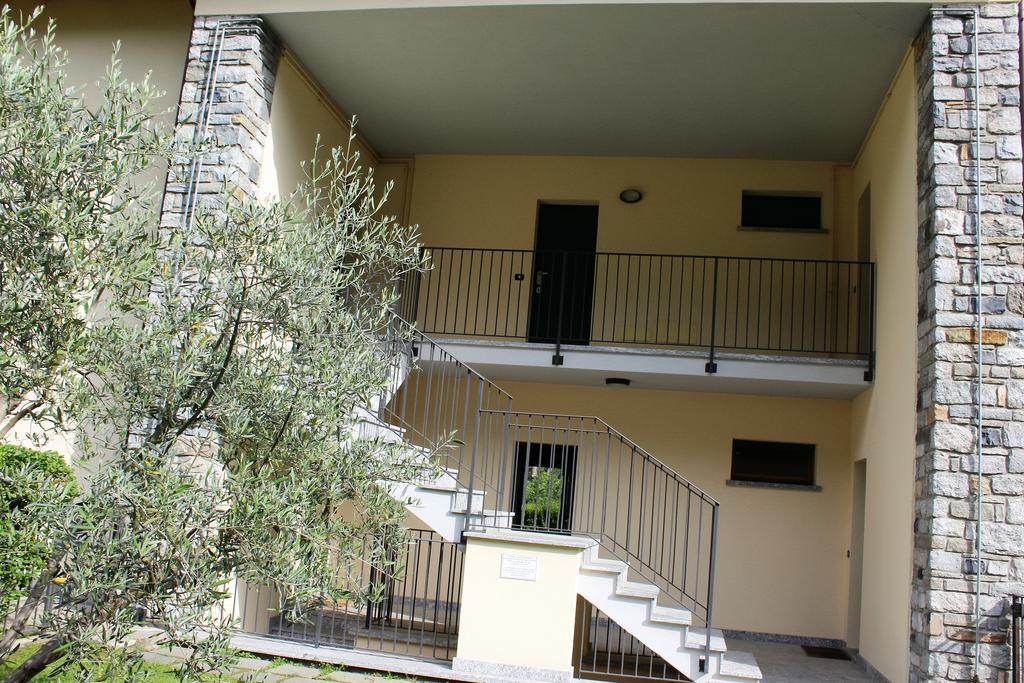 Casa Lella With Pool And Garden Apartment เลนโน ภายนอก รูปภาพ