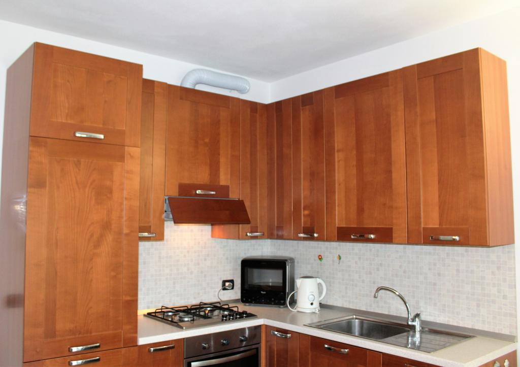 Casa Lella With Pool And Garden Apartment เลนโน ภายนอก รูปภาพ