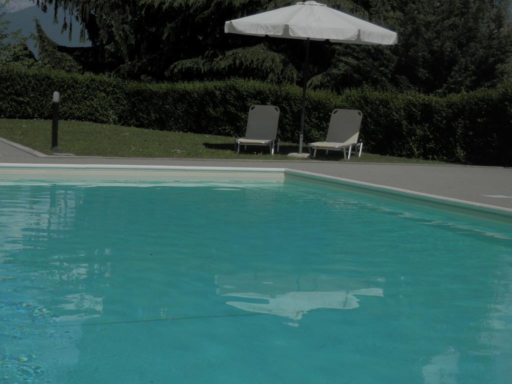 Casa Lella With Pool And Garden Apartment เลนโน ภายนอก รูปภาพ